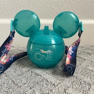 Disney 100th World Of Color ONE Sipper  Mug Cup Tumbler Lights up